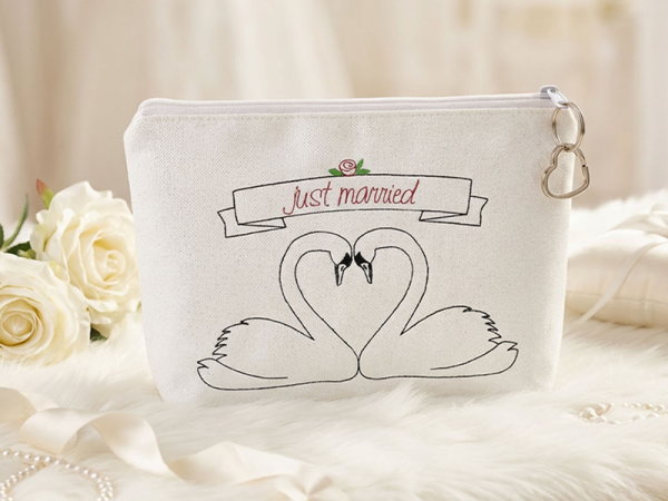 Hochzeitsschwäne - doodle Stickdatei